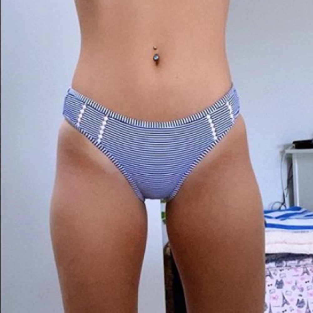 Bikini bottom